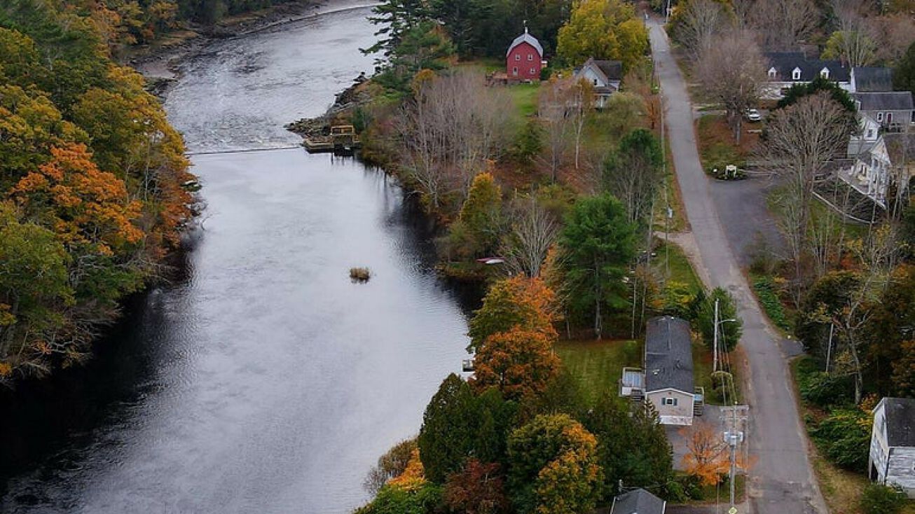 95 Castine Rd, Orland, ME 04472