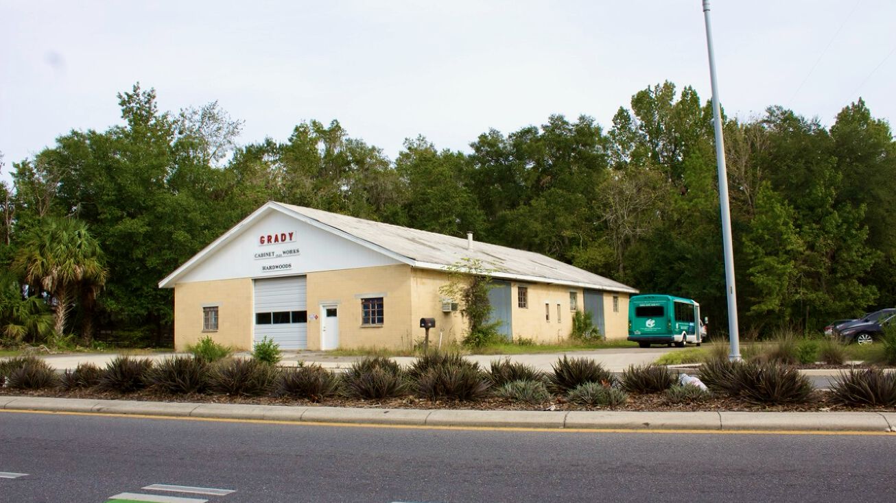 1529 S Main St, Gainesville, FL 32601