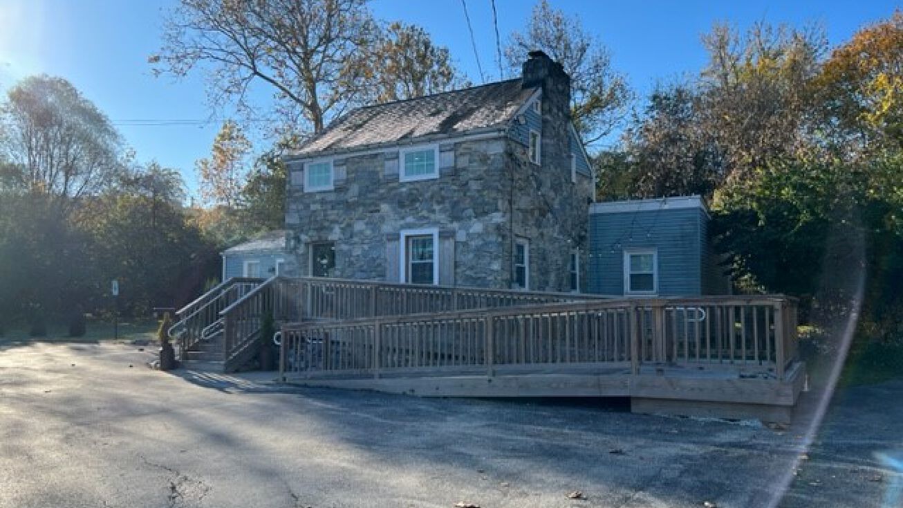 30 Conestoga Rd, Malvern, PA 19355