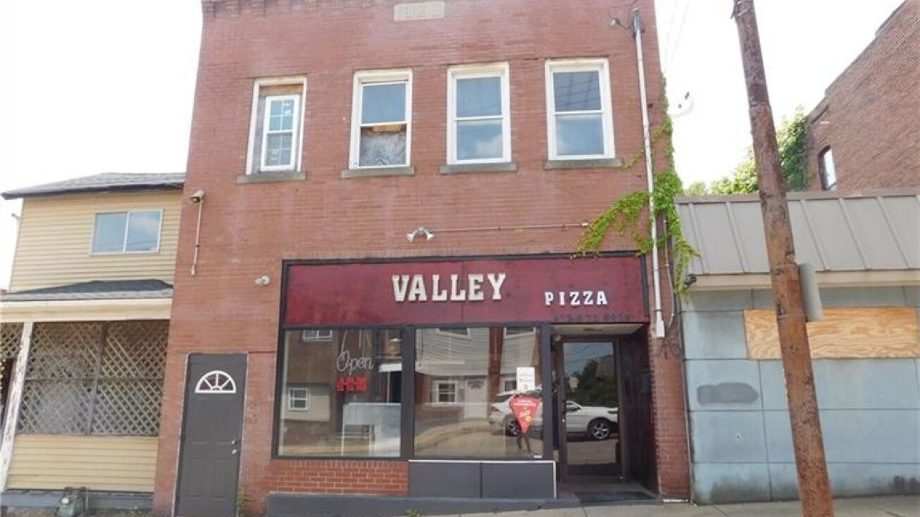 521 Grant Ave, Duquesne, PA 15110