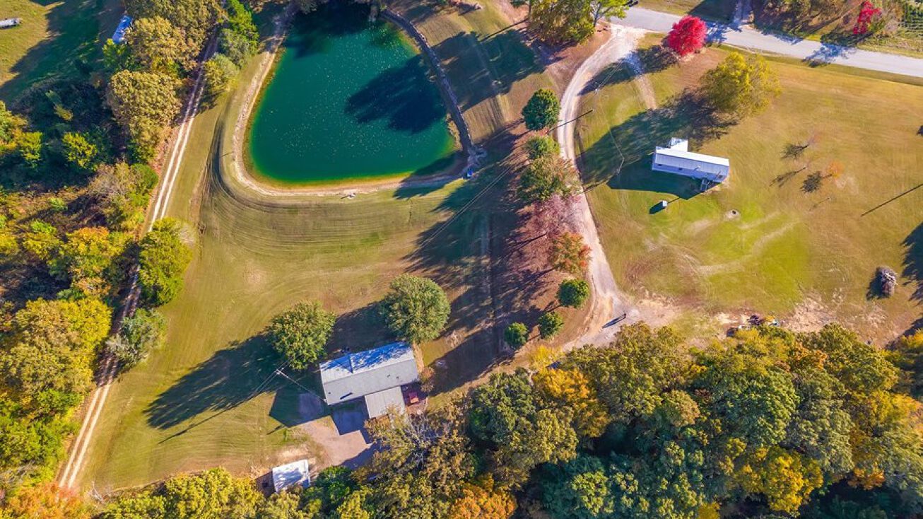 1645 Hopewell Rd, Lavinia, TN 38348