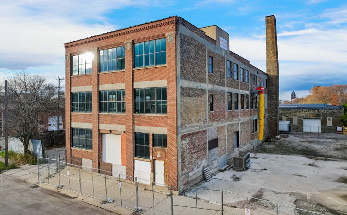 Pictures of Retail, Industrial property located at 212 E Mineral Street, Milwaukee, WI 53204 for sales - image #1