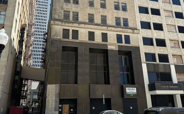 Pictures of Office property located at 10 East 3rd Street, Tulsa, OK 74103 for sales - image #1