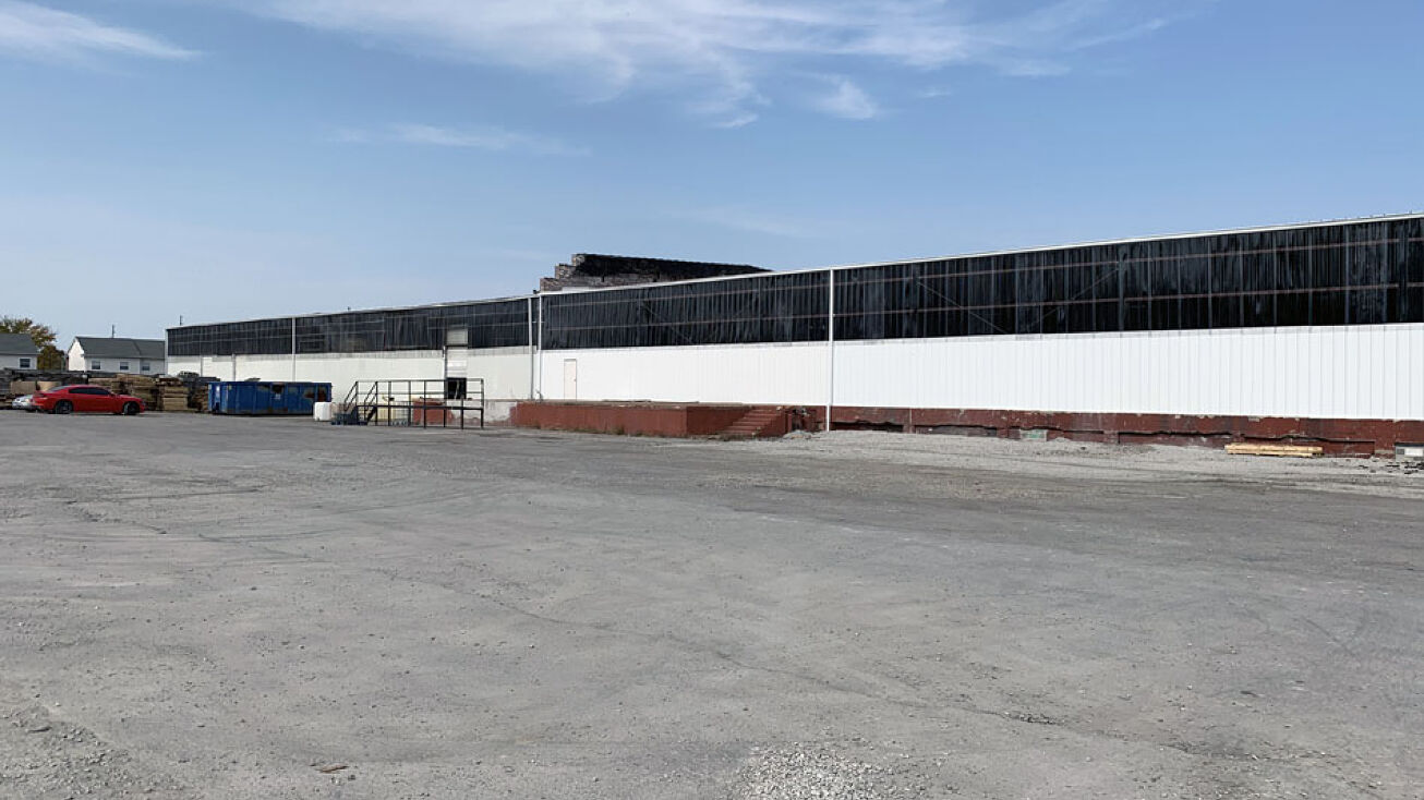 1226 Bissell St, Venice, IL 62090