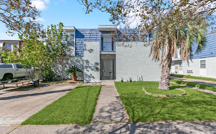 Pictures of Multifamily property located at 3106 Independence St, Metairie, LA 70006 for sales - image #1
