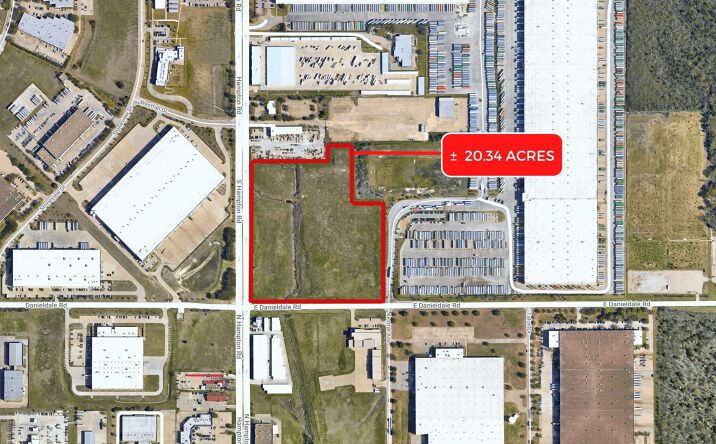 Pictures of Land property located at 8510 S Hampton Rd, Dallas, TX 75232 for sales - image #1