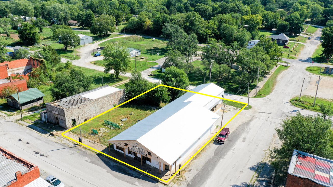 100 N Main St, Fair Play, MO 65649