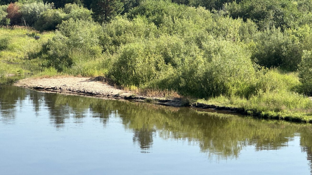 16 Smiths Ferry Dr, Cascade, ID 83611