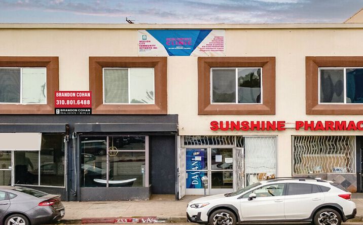 Pictures of Retail property located at 355 N Fairfax Ave, Los Angeles, CA 90036 for sales - image #1