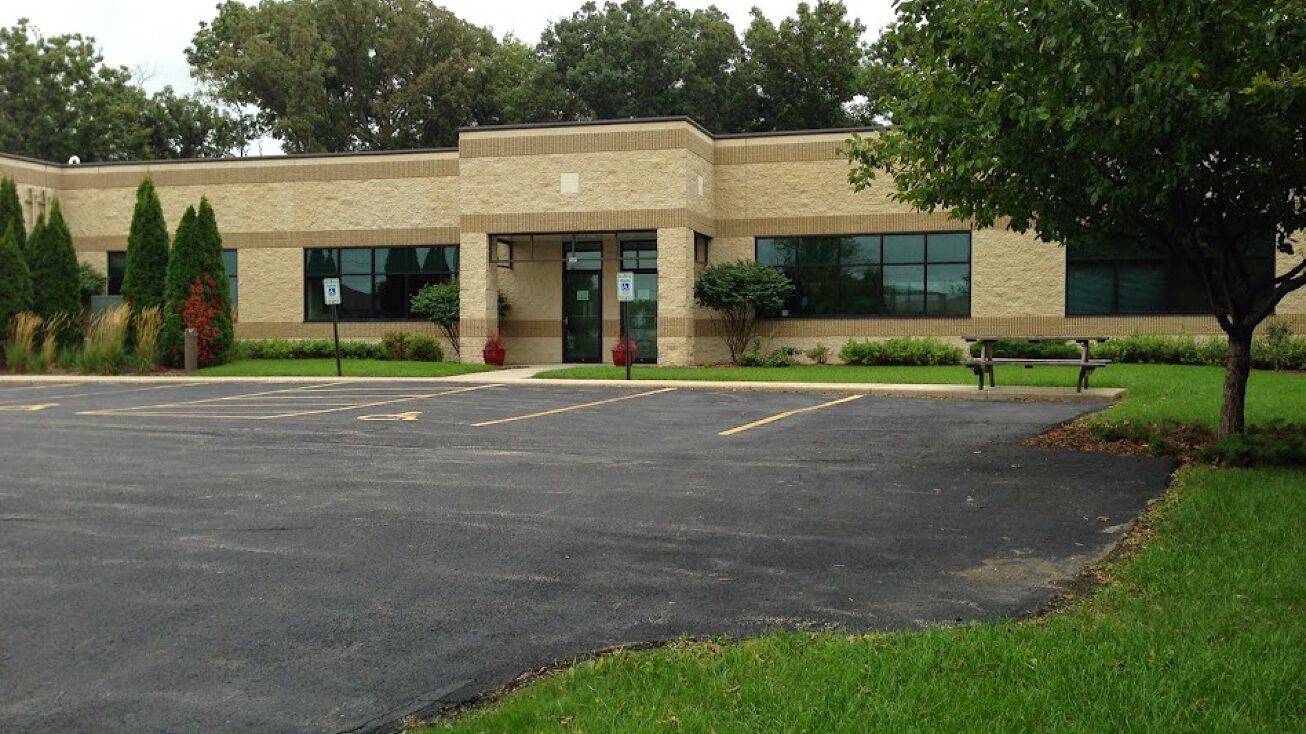 721 Cornerstone Crossing, Waterford, WI 53185