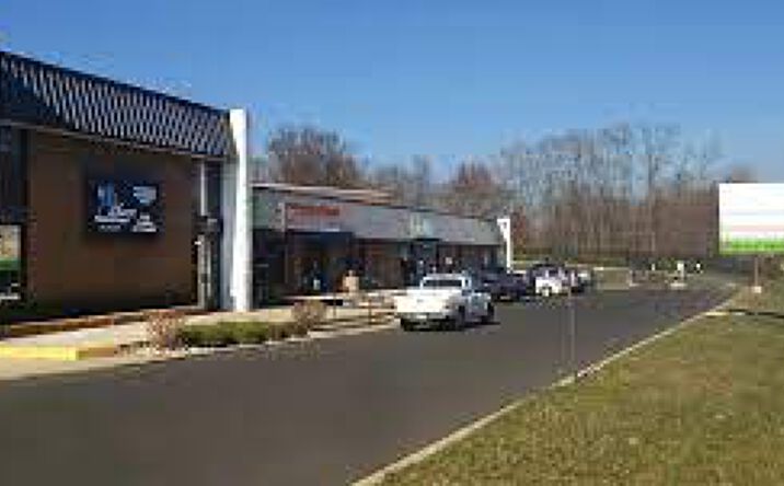Pictures of Mixed Use, Office, Retail property located at 2941 NJ-73, Maple Shade, NJ 08052 for sales - image #1