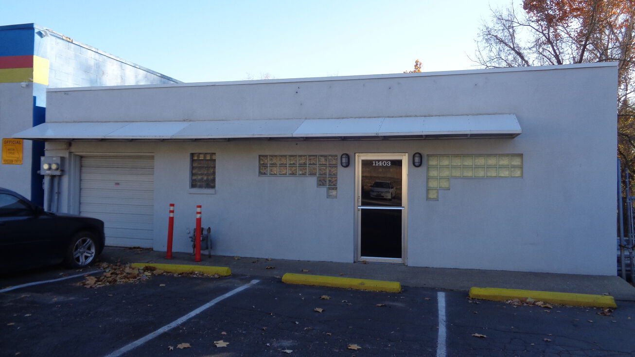 11403 E Truman Rd, Independence, MO 64050