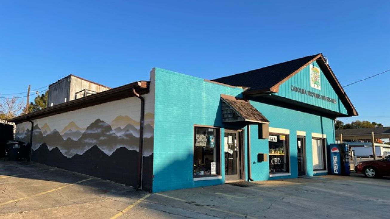 610 N Main St, Lexington, NC 27292