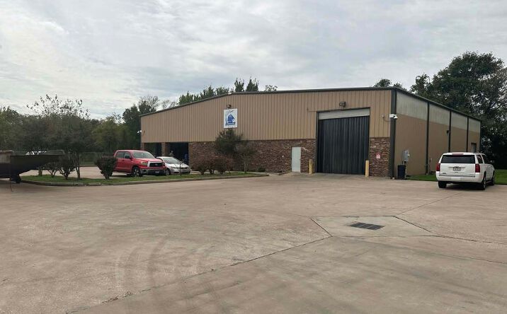 Pictures of Industrial property located at 12115 & 12117 Taylor Rd, Houston, TX 77041 for comps - image #1