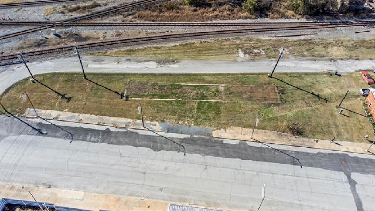 S Main Street, Wagoner, OK 74467