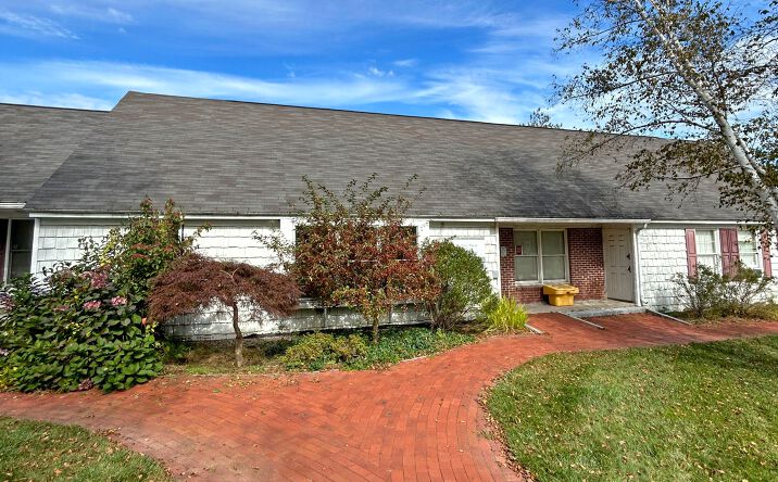 Pictures of Office property located at 2 Medical Center Dr, Biddeford, ME 04005 for comps - image #1