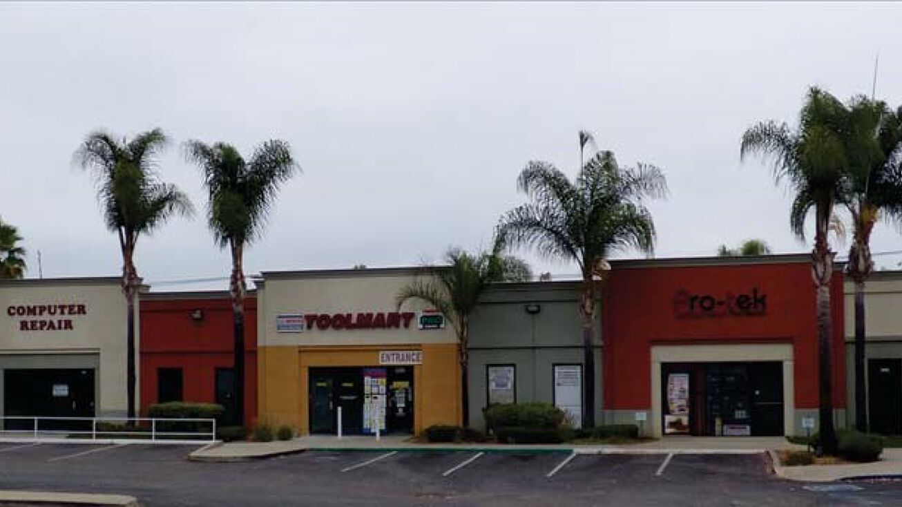 2750 Auto ParkWay, Escondido, CA 92029