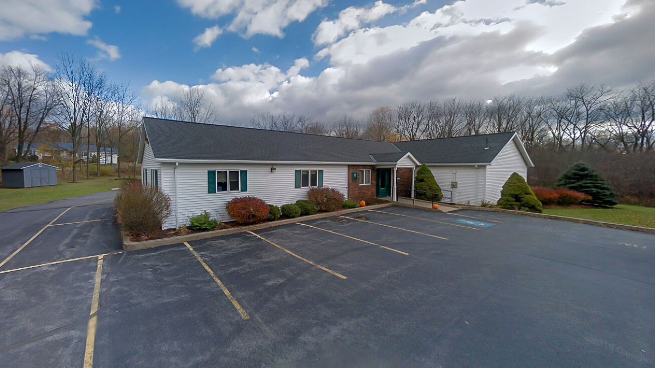 1130 Corporate Dr, Auburn, NY 13021