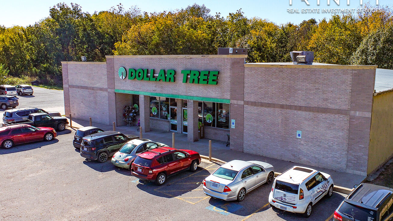 204 State Hwy 82, Locust Grove, OK 74352