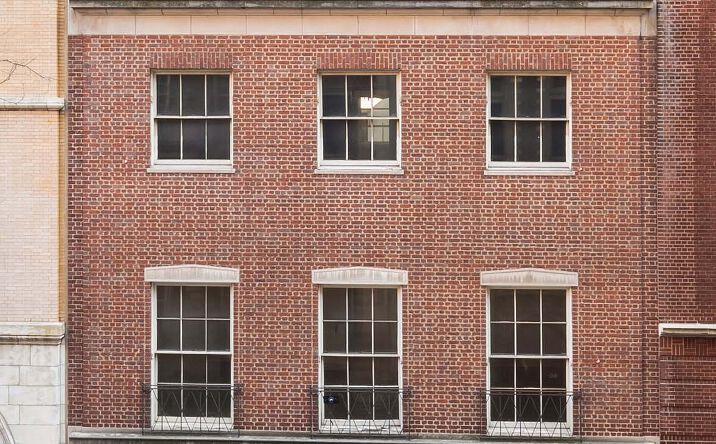 Pictures of Office property located at 41 E 62nd St, New York, NY 10065 for sales - image #1