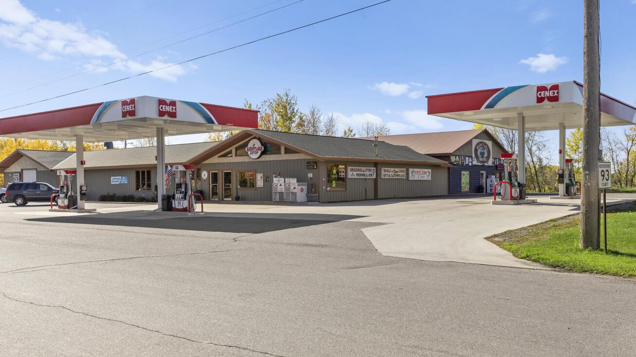 3202 MN11, International Falls, MN 56649