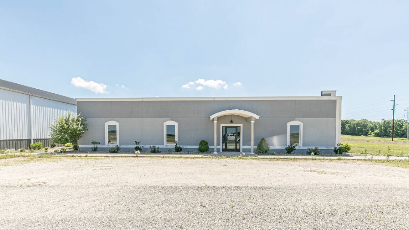 1 Amanzi, Sikeston, MO 63801