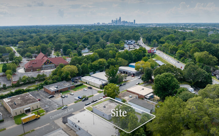 image of property at 1127 COMMERCIAL AVE Charlotte NC 28205-1401
