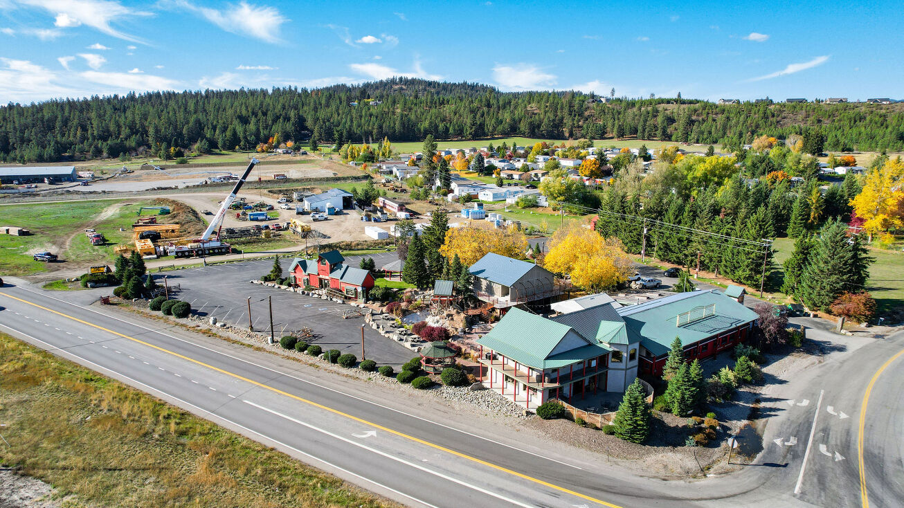 26433 W Hwy 53, Hauser, ID 83854