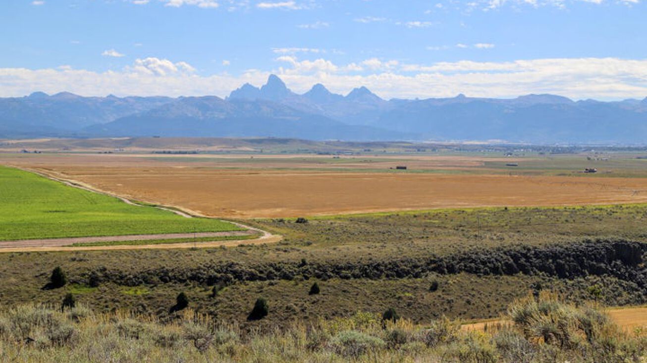 9405 River Rim Ranch Rd, Tetonia, ID 83452