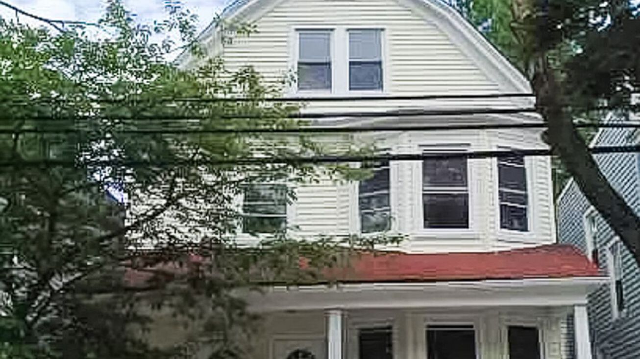 104 Cummings St, Irvington, NJ 07111