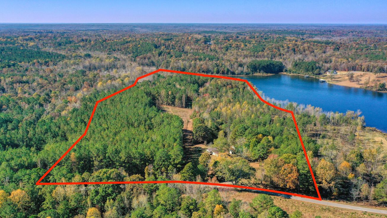 890 Kyle Rd, Huntingdon, TN 38344