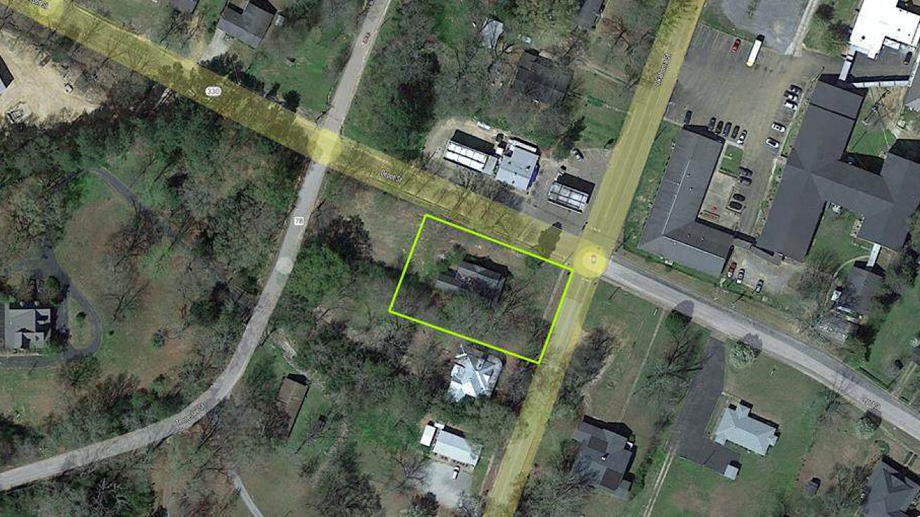 16953 Okahoma St, Coffeeville, MS 38922