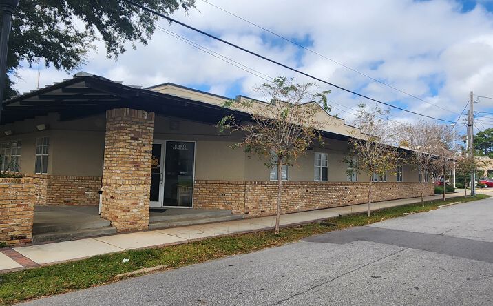 Pictures of Office property located at 17 S De Villiers St, Pensacola, FL 32502 for sales - image #1