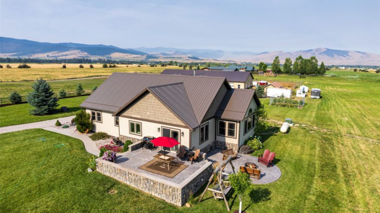 61695 Hillside Rd, Saint Ignatius, MT 59865