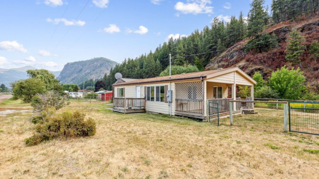 32455 Bible Ln, Alberton, MT 59820