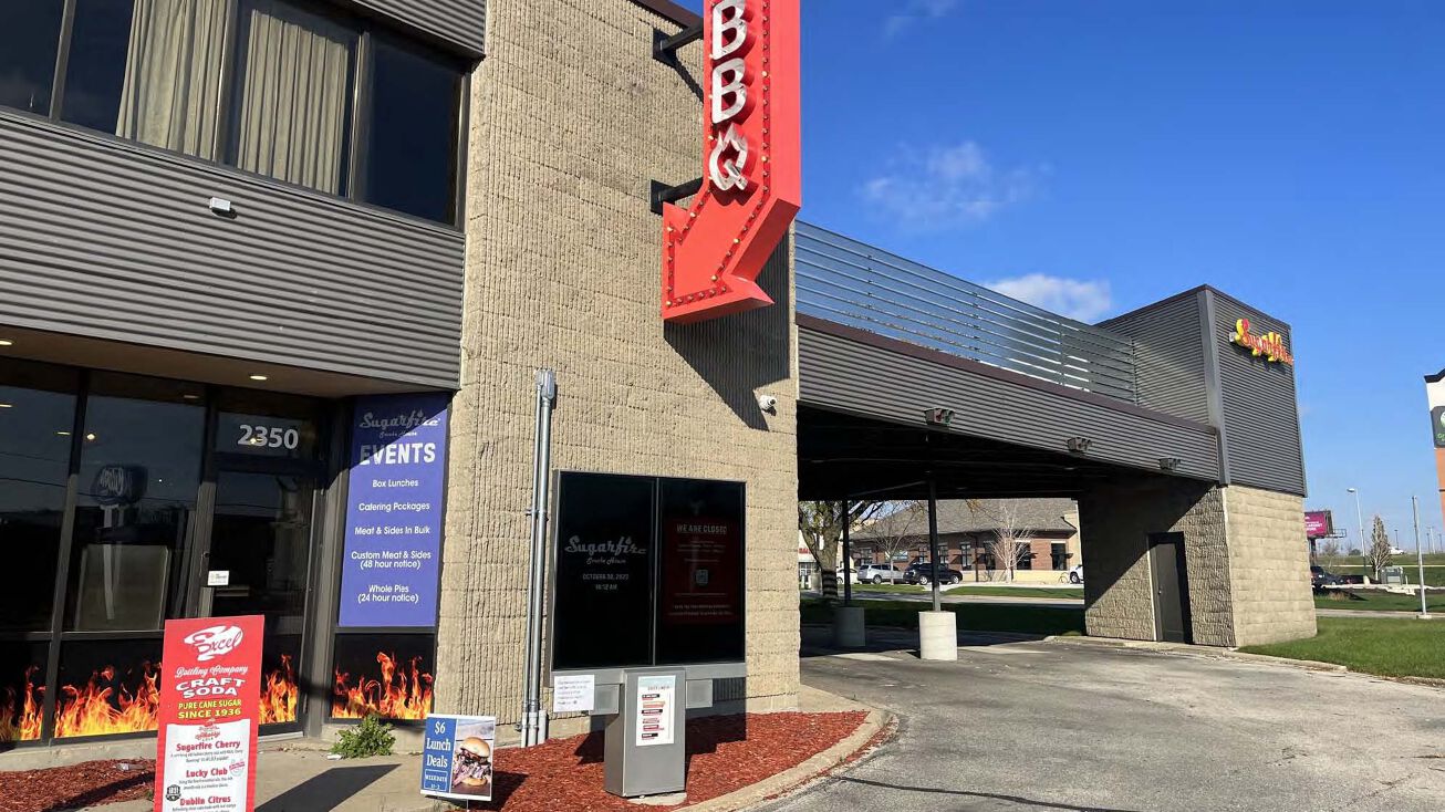 2350 Edgewood Rd SW, Cedar Rapids, IA 52404