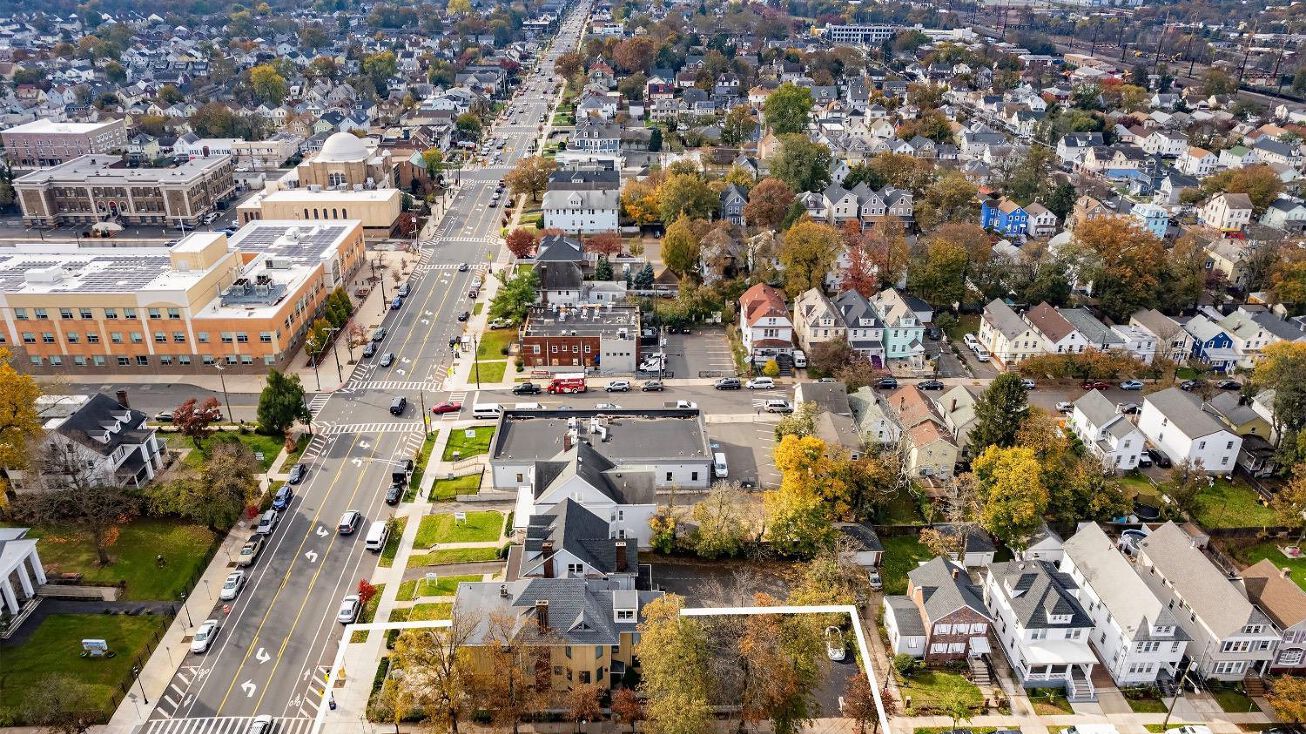 195 Livingston Avenue, New Brunswick, NJ 08901