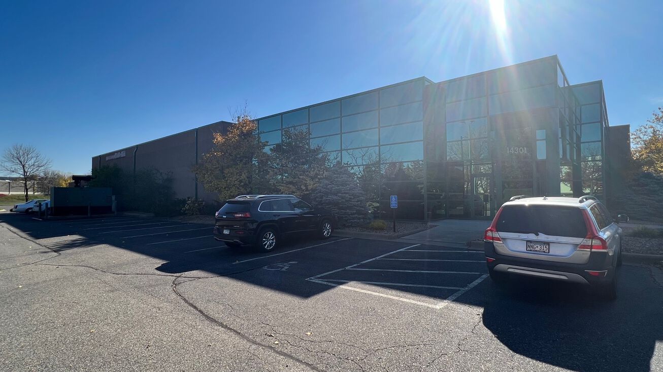 14301 Burnsville Pkwy, Burnsville, MN 55306