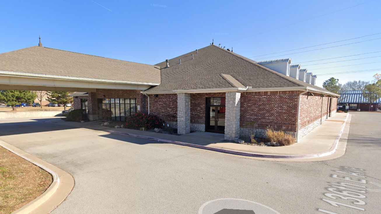 13616 East 103rd St N, Owasso, OK 74055