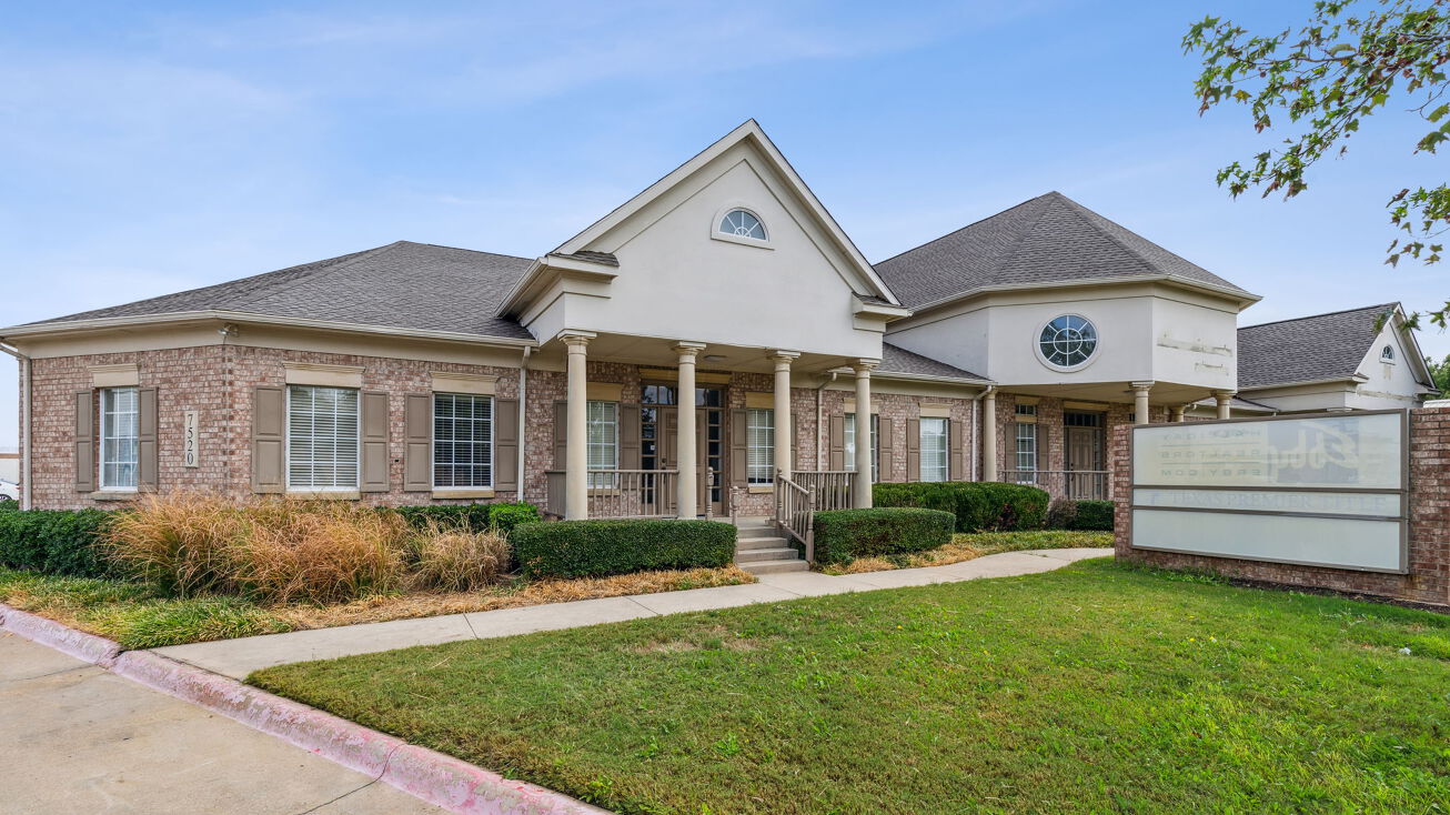 7520 N MacArthur Blvd, Irving, TX 75063
