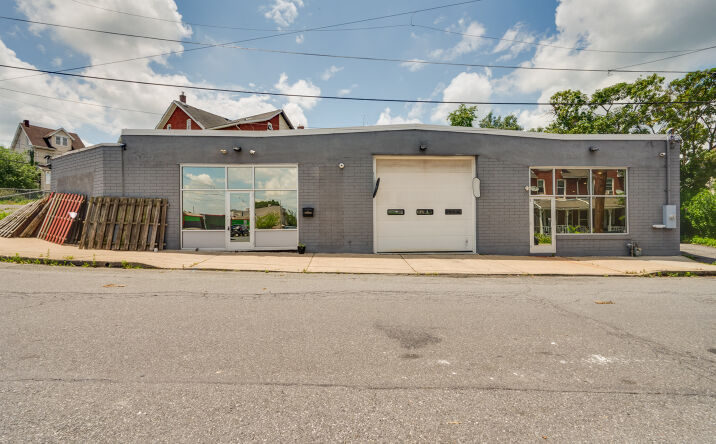 Pictures of Mixed Use property located at 600 N Hoffert St, Fountain Hill, PA 18015 for sales - image #1