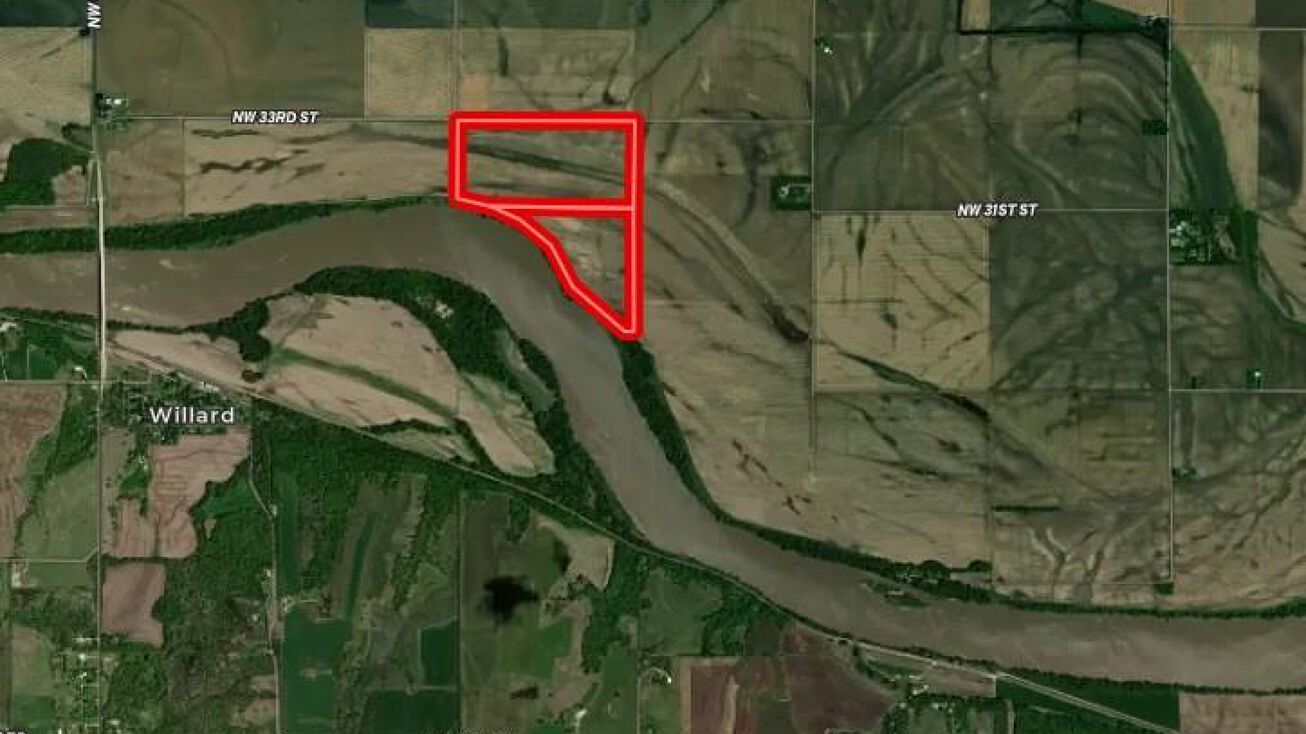 33rd Street, Silver Lake, KS 66539