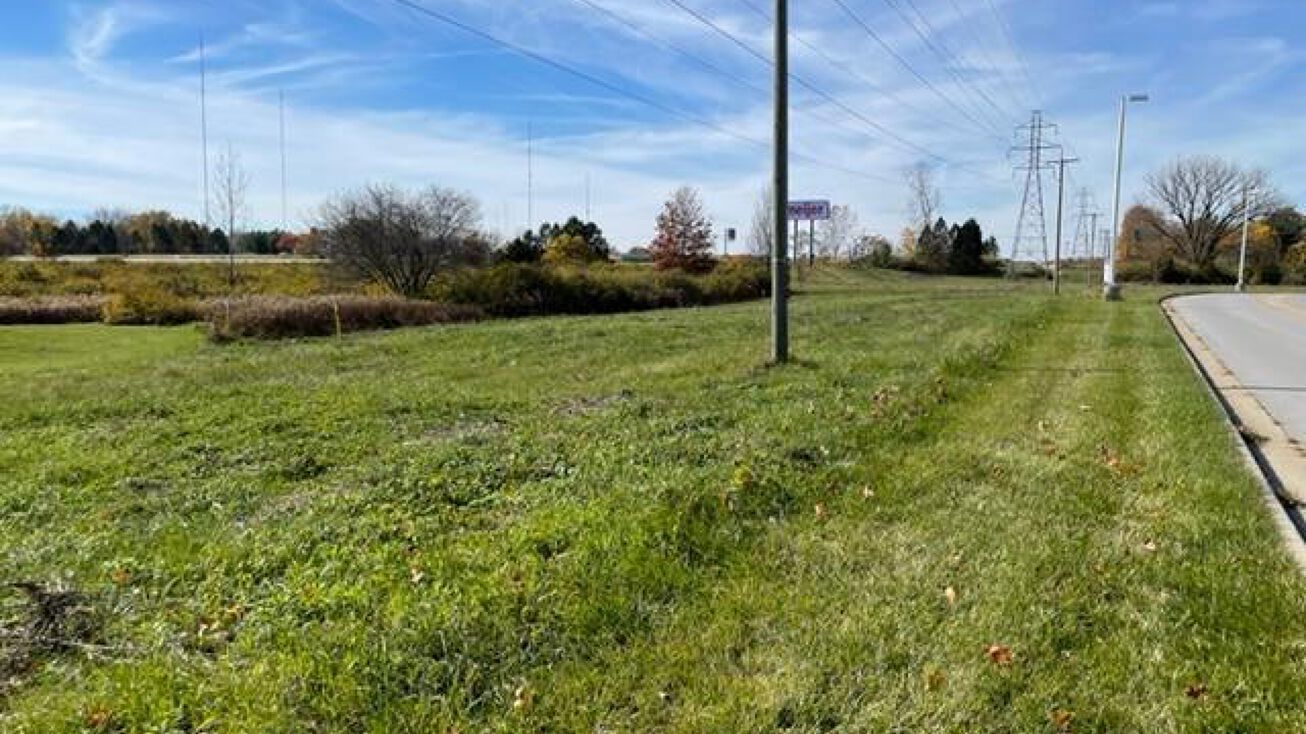 607 Meijer Drive, Mishawaka, IN 46544