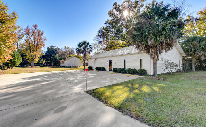 image of property at 111 SHELLY ST Bonneau SC 29431-3629