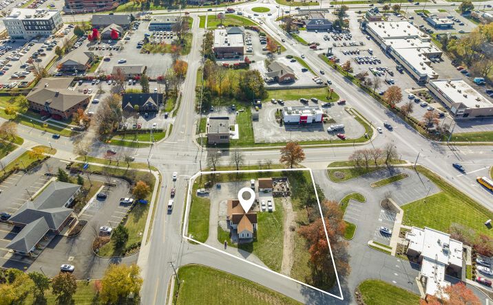 Pictures of Retail, Office, Mixed Use property located at 405 Lafayette Rd, Noblesville, IN 46060 for sales - image #1