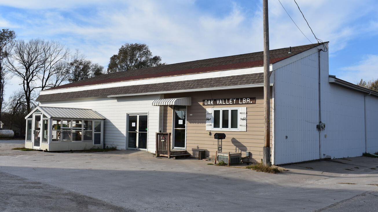 501 W 2nd St, Valparaiso, NE 68065