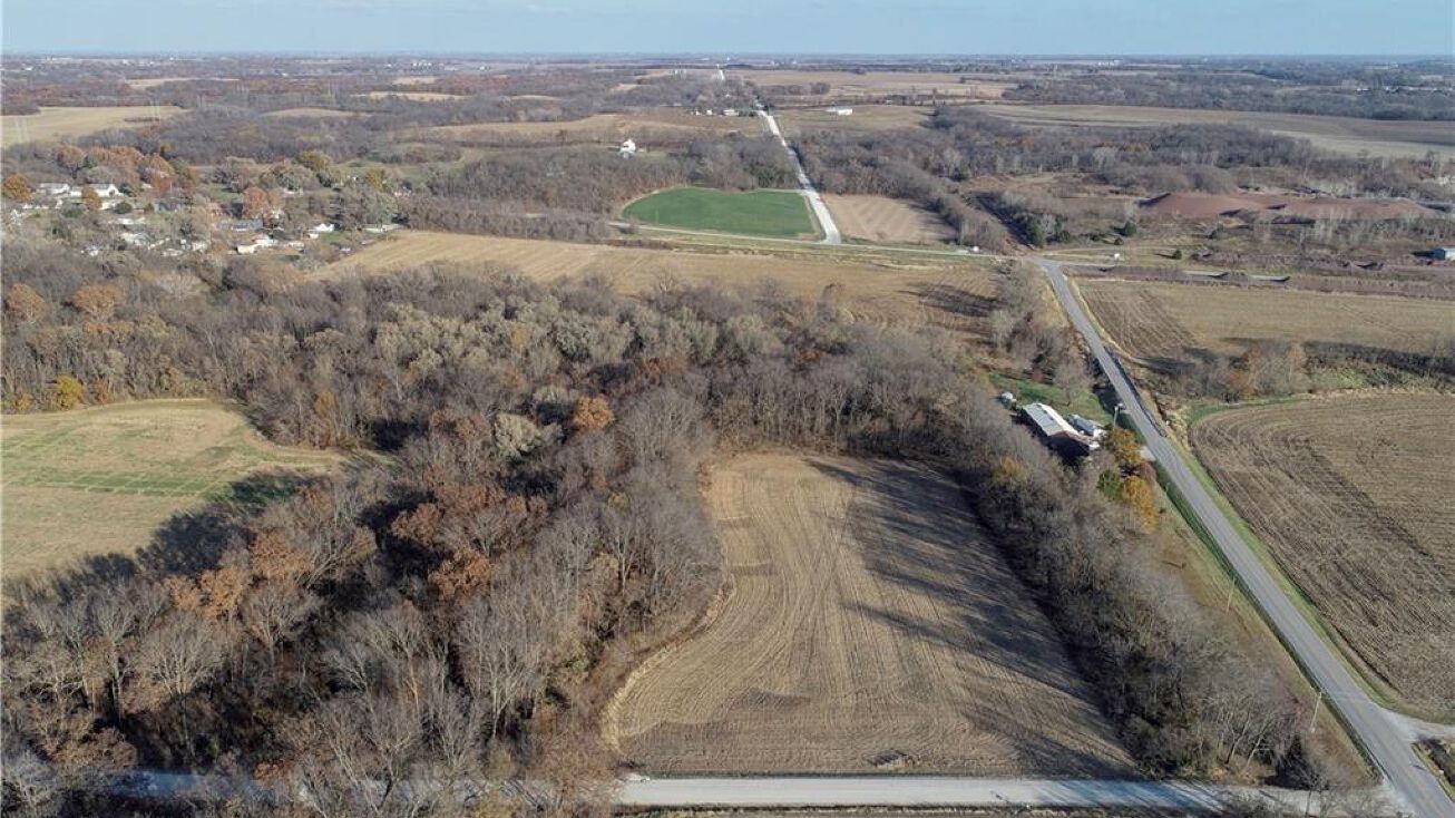 Lot 2 New Market Cemetery Road, Dearborn, MO 64439