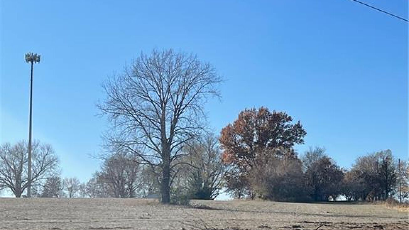Lot 1 F Highway, Smithville, MO 64089