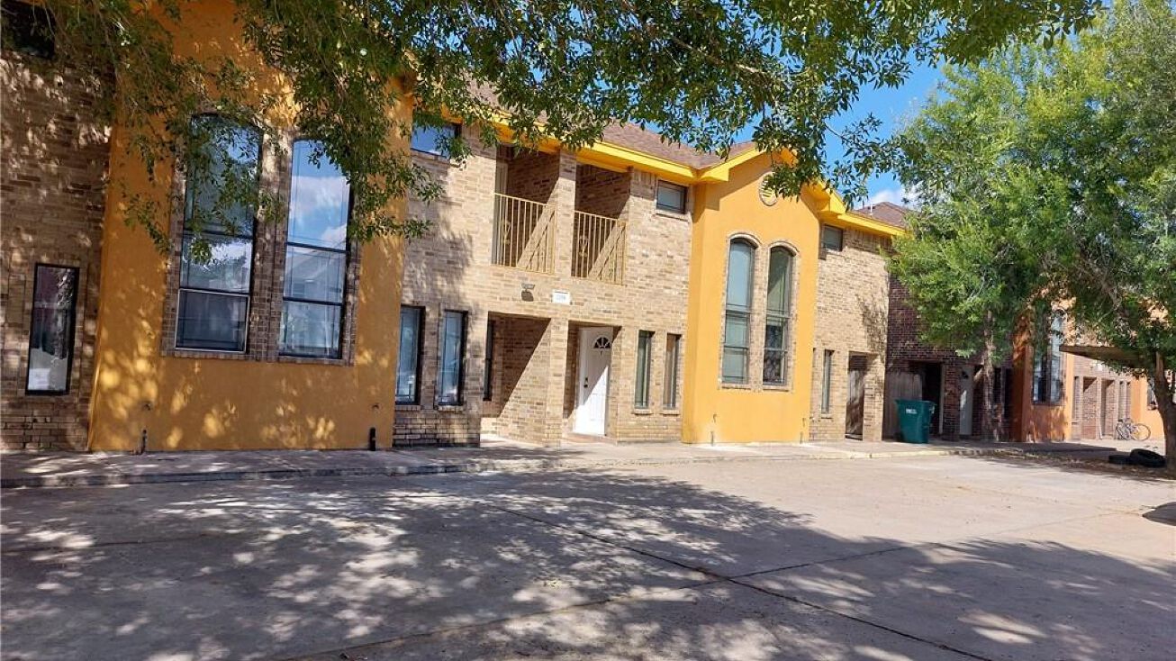 1208 W Fig Avenue, Pharr, TX 78577