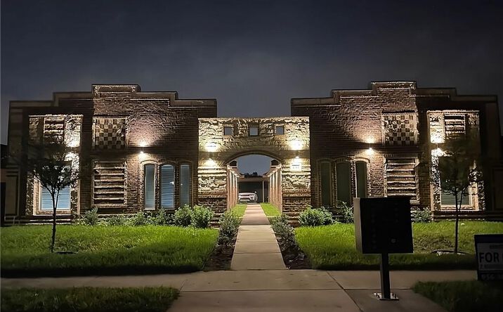 Pictures of Multifamily property located at 2705 Primrose Avenue, Edinburg, TX 78541 for sales - image #1